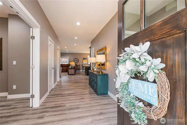 2240 Berryman Loop, Lynden, WA 98264