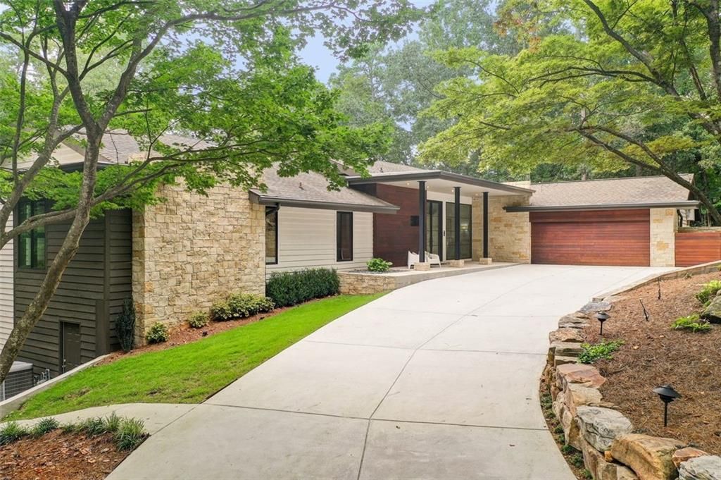 670 River Chase Point, Atlanta, GA 30328