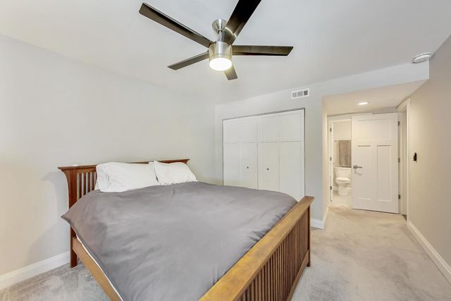 424 Park Avenue 205, River Forest, IL 60305