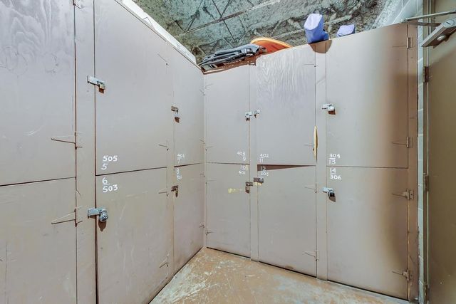 424 Park Avenue 205, River Forest, IL 60305