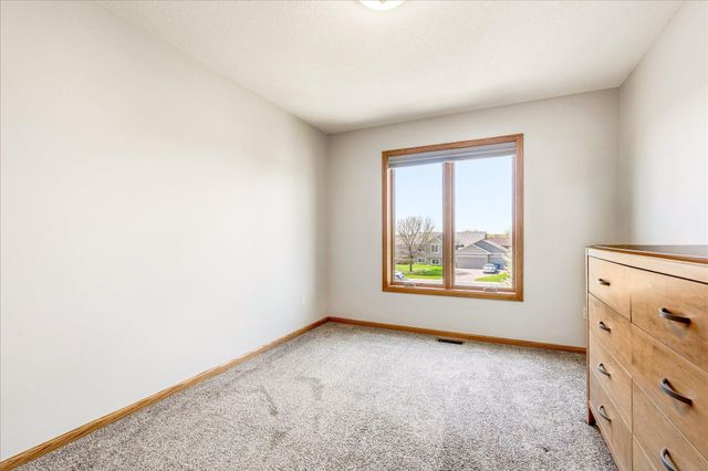 5230 Kali Court NE, Albertville, MN 55301