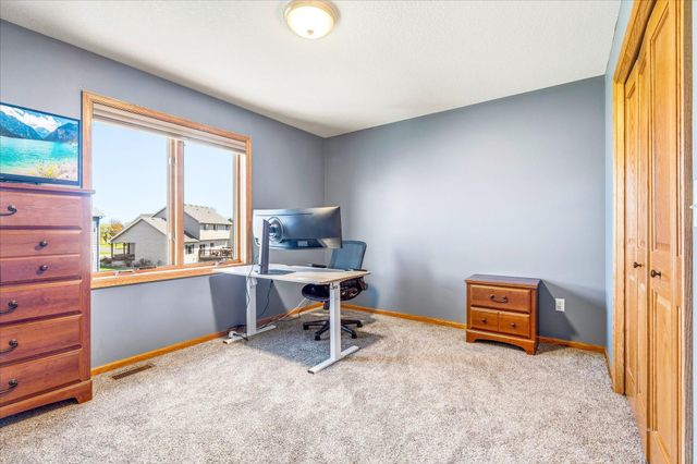 5230 Kali Court NE, Albertville, MN 55301