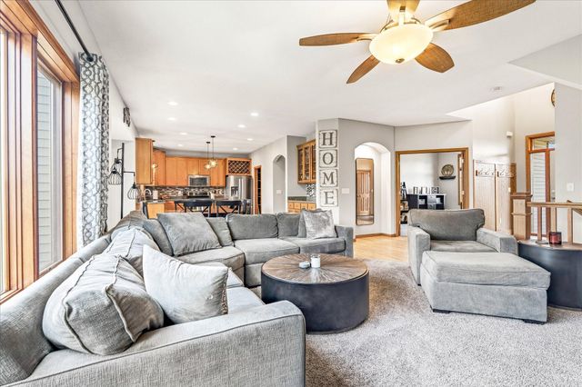 5230 Kali Court NE, Albertville, MN 55301