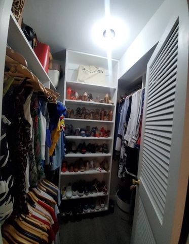 8930 S Hollybrook Boulevard 204, Pembroke Pines, FL 33025