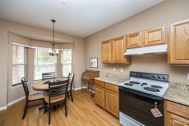 303 Holloway Ridge Court, Ballwin, MO 63011