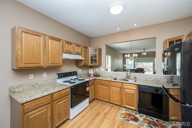 303 Holloway Ridge Court, Ballwin, MO 63011