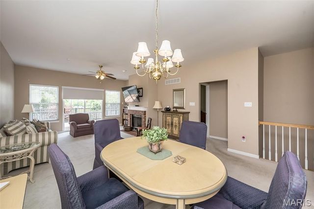 303 Holloway Ridge Court, Ballwin, MO 63011