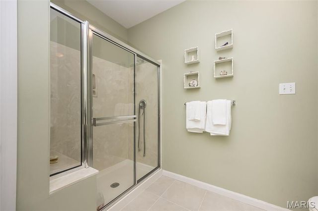 303 Holloway Ridge Court, Ballwin, MO 63011