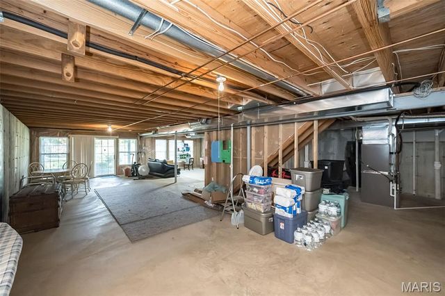 303 Holloway Ridge Court, Ballwin, MO 63011