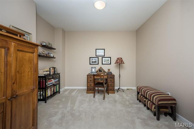303 Holloway Ridge Court, Ballwin, MO 63011