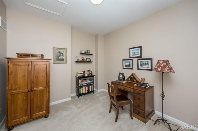 303 Holloway Ridge Court, Ballwin, MO 63011