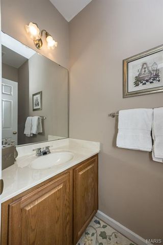 303 Holloway Ridge Court, Ballwin, MO 63011