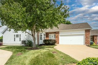 303 Holloway Ridge Court, Ballwin, MO 63011