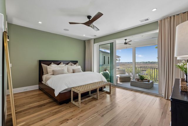 1395 Harbor View Road, Charleston, SC 29412