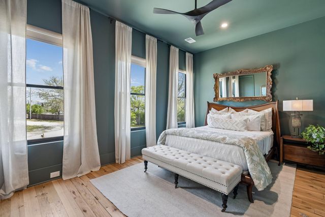 1395 Harbor View Road, Charleston, SC 29412