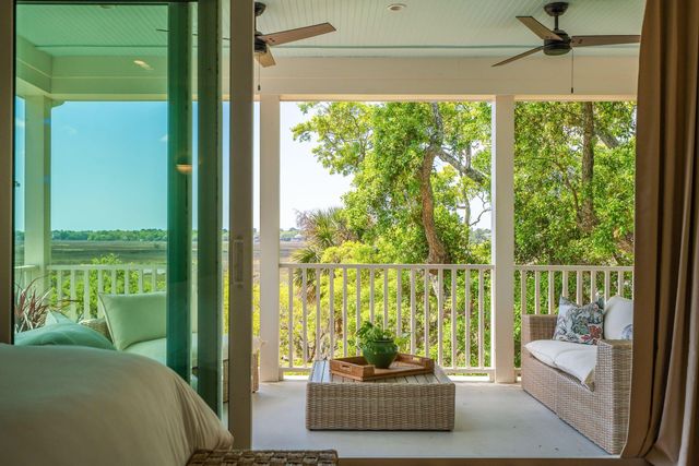 1395 Harbor View Road, Charleston, SC 29412