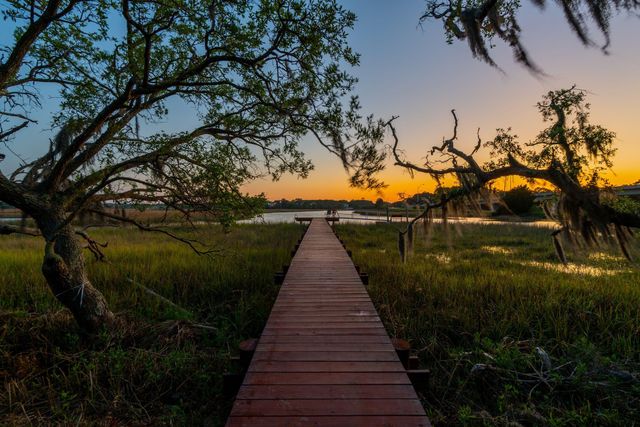 1395 Harbor View Road, Charleston, SC 29412
