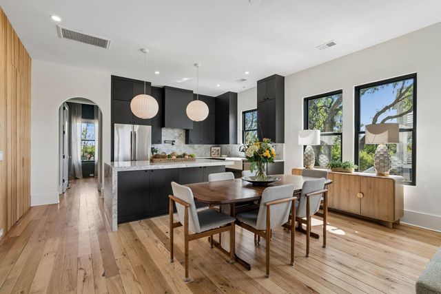 1395 Harbor View Road, Charleston, SC 29412