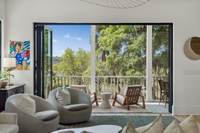 1395 Harbor View Road, Charleston, SC 29412