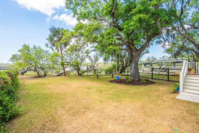 1395 Harbor View Road, Charleston, SC 29412