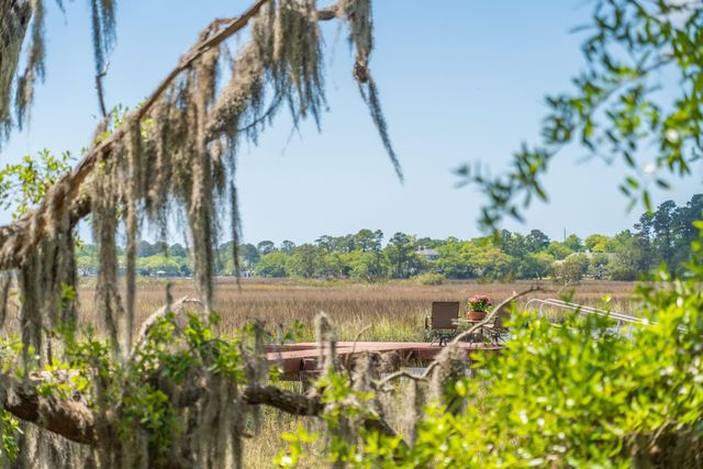 1395 Harbor View Road, Charleston, SC 29412