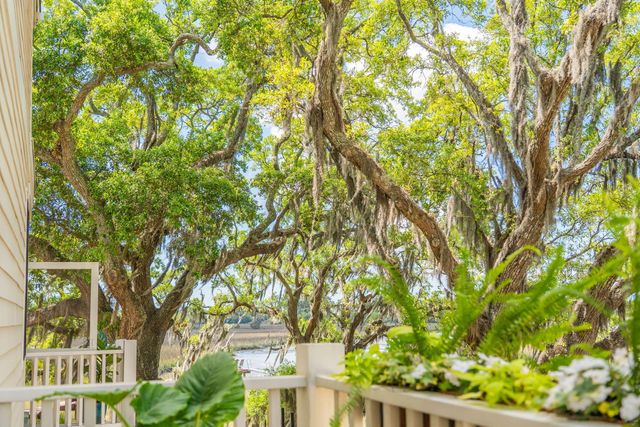 1395 Harbor View Road, Charleston, SC 29412