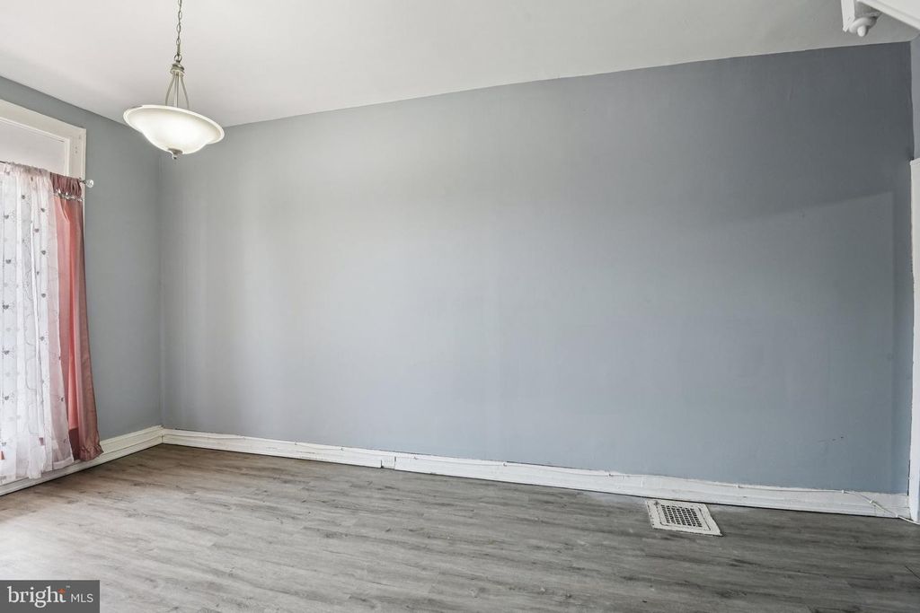 Image 6 of property listing at 3438 BELAIR RD, Baltimore, MD 21213