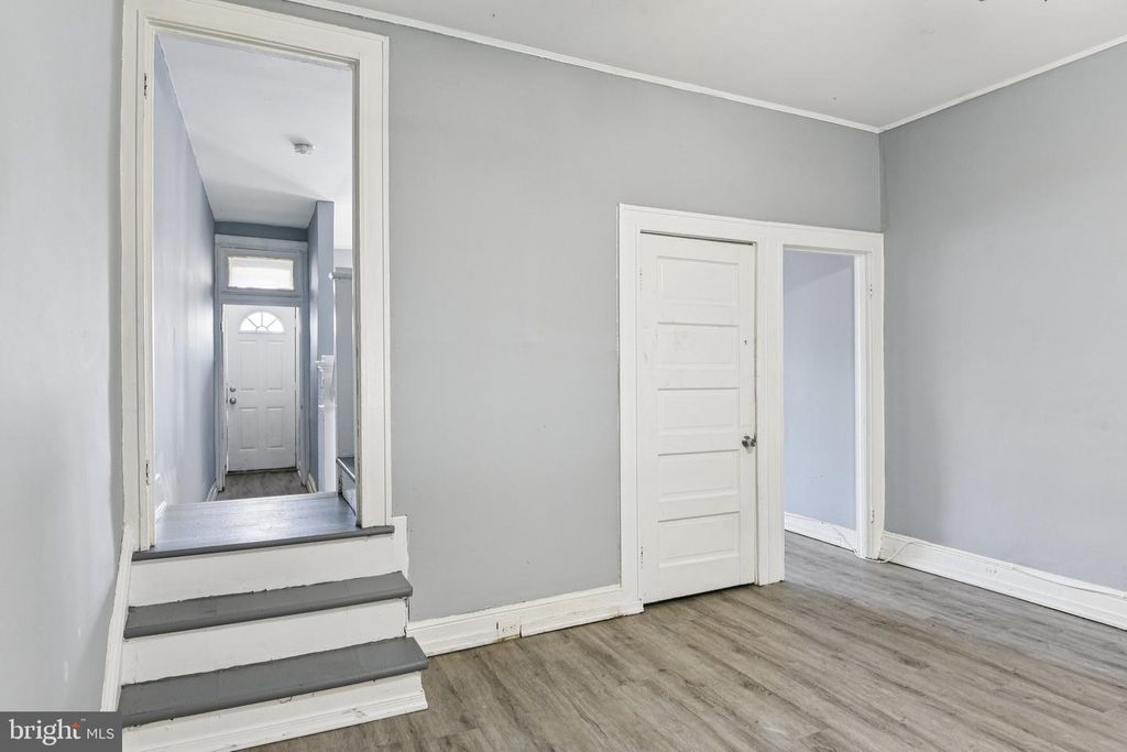 Image 8 of property listing at 3438 BELAIR RD, Baltimore, MD 21213