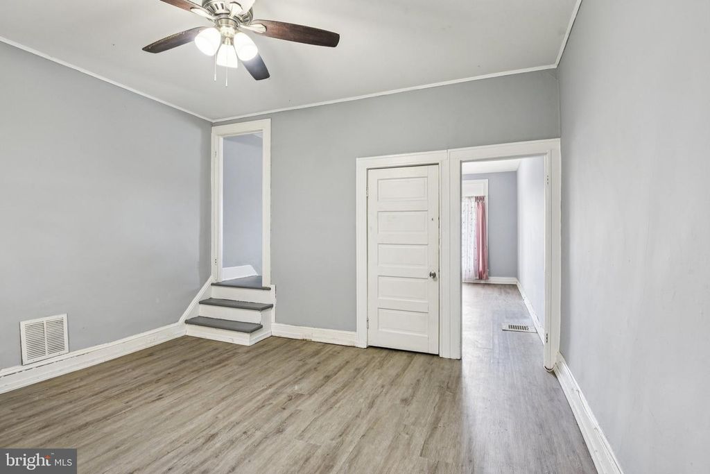 Image 9 of property listing at 3438 BELAIR RD, Baltimore, MD 21213