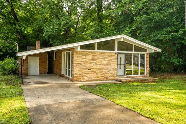917 Garfield AVE, Suffolk, VA 23434