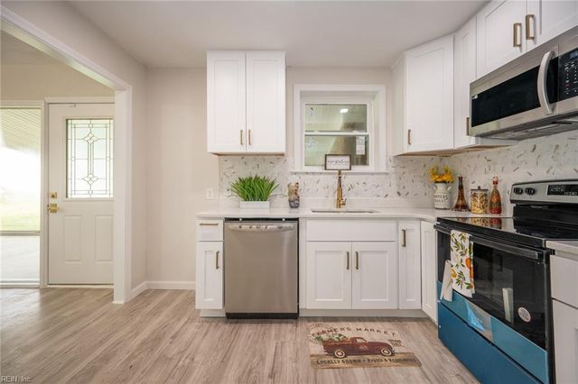 917 Garfield AVE, Suffolk, VA 23434