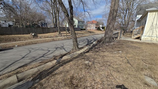 1311 10th Street, Des Moines, IA 50314