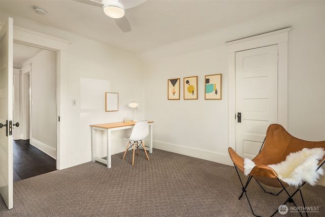1522 34th Avenue, Seattle, WA 98122
