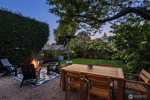 1522 34th Avenue, Seattle, WA 98122