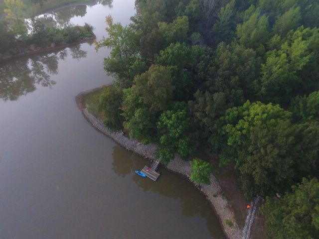 261 Lakeview Dr, Bath Springs, TN 38311