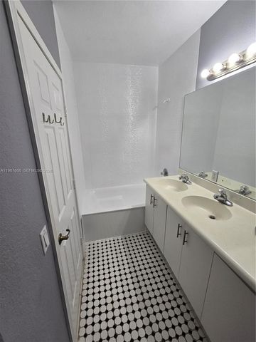 5630 NW 107th Avenue 1605, Doral, FL 33178