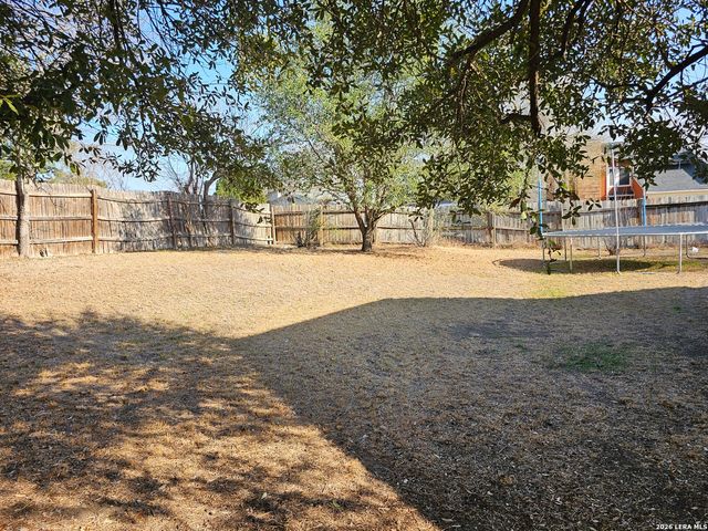 10001 Cedarbend, San Antonio, TX 78245