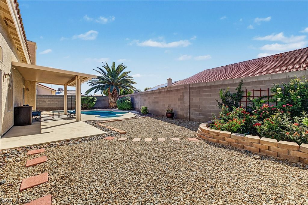 5357 Georgia Peach Court, Las Vegas, NV 89130 — photo 5