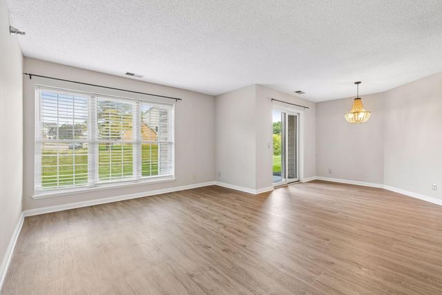 6155 Chasewood Parkway 1, Minnetonka, MN 55343