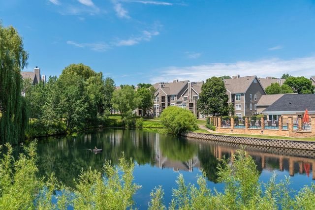 6155 Chasewood Parkway 1, Minnetonka, MN 55343