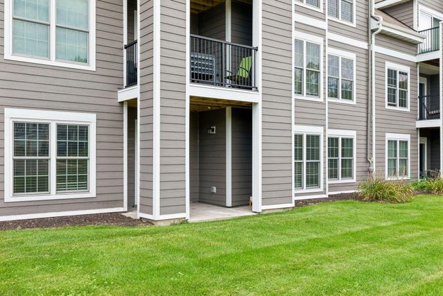 6155 Chasewood Parkway 1, Minnetonka, MN 55343