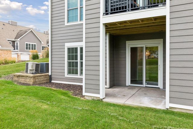 6155 Chasewood Parkway 1, Minnetonka, MN 55343