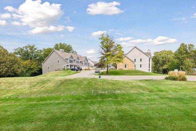 6155 Chasewood Parkway 1, Minnetonka, MN 55343