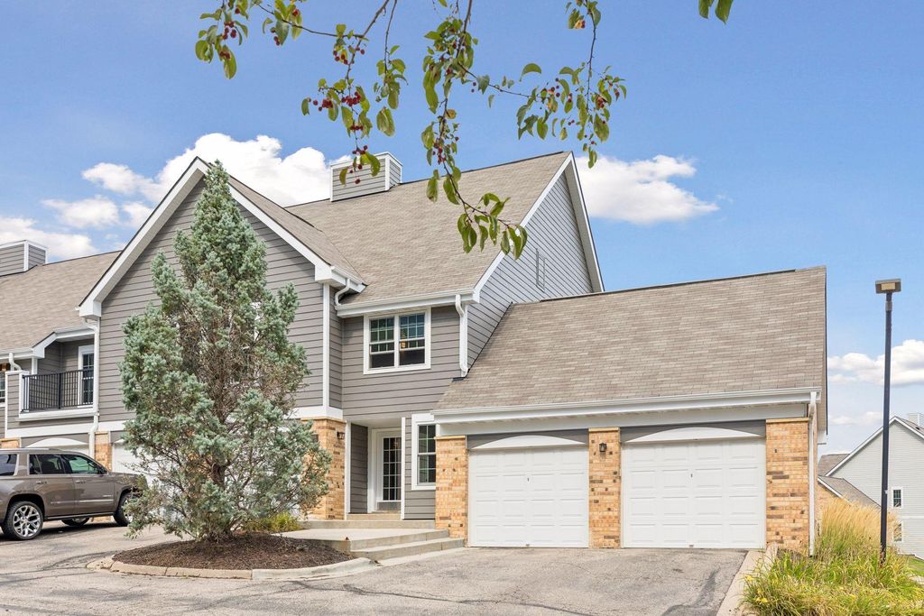 6155 Chasewood Parkway 1, Minnetonka, MN 55343 — photo 3
