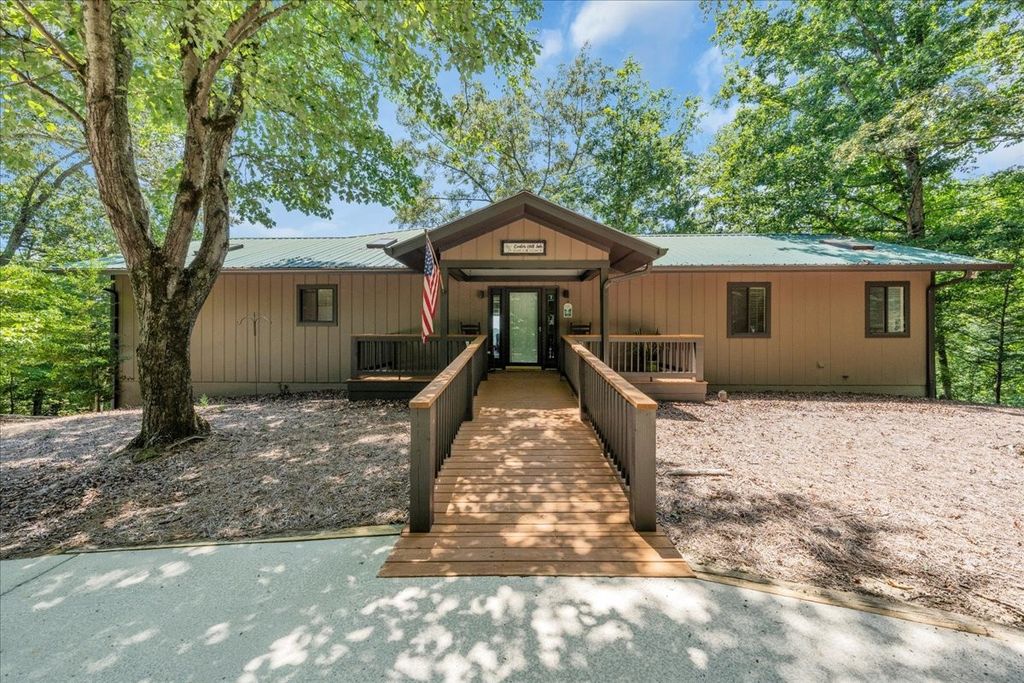 160 January Pl, Smithville, TN 37166