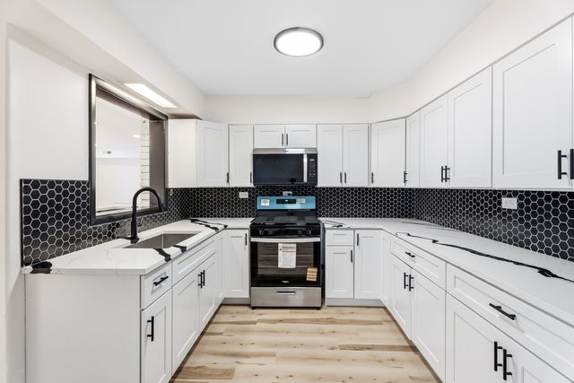 409 Winnemac Street, Park Forest, IL 60466