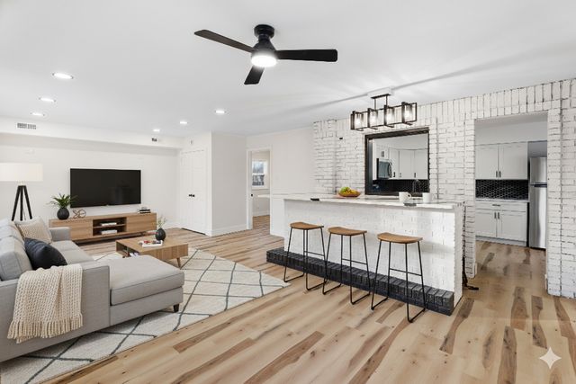 409 Winnemac Street, Park Forest, IL 60466