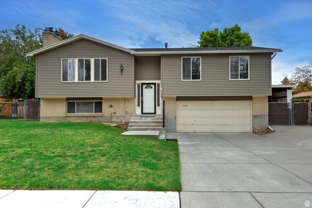 1722 E KIMSBROUGH RD, Sandy, UT 84092