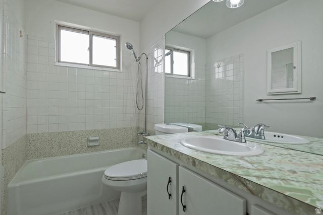 1722 E KIMSBROUGH RD, Sandy, UT 84092