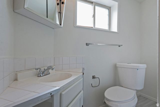 1722 E KIMSBROUGH RD, Sandy, UT 84092